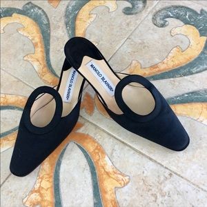 EUC AUTHENTIC MANOLO BLAHNIK EVENING KITTEN HEELS